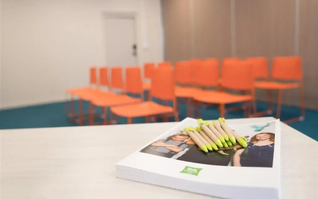 ibis Styles Toulon Centre Port