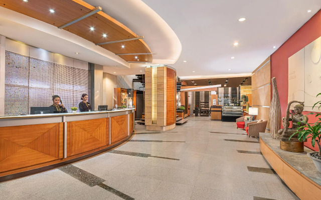 Greenhills Elan Hotel