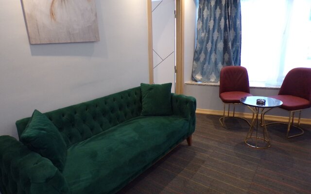 Stay Suite Hotel