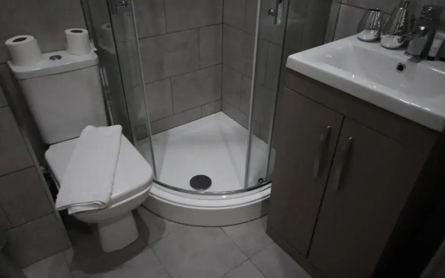 Halifax House, Studio Apartment 213