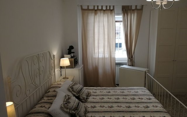 Triple Room With Private Bath 10 Min From Tiburtina Station
