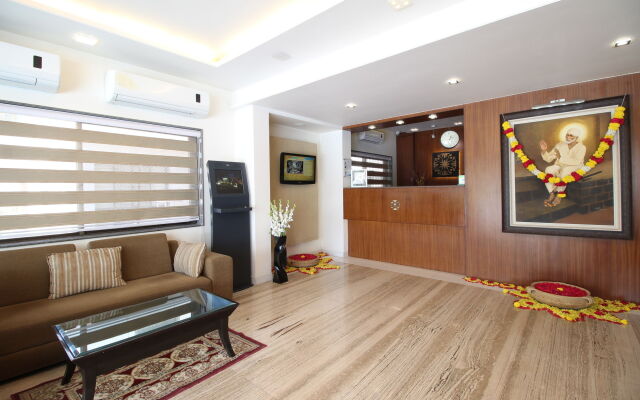 Marigold- Newly Renovated Hotel