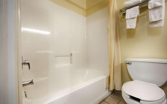Country Inn & Suites by Radisson, Pickerington, OH