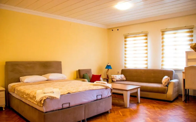 Gonulden Otel