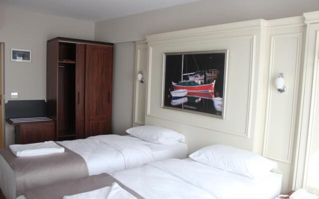 Armida City Hotel