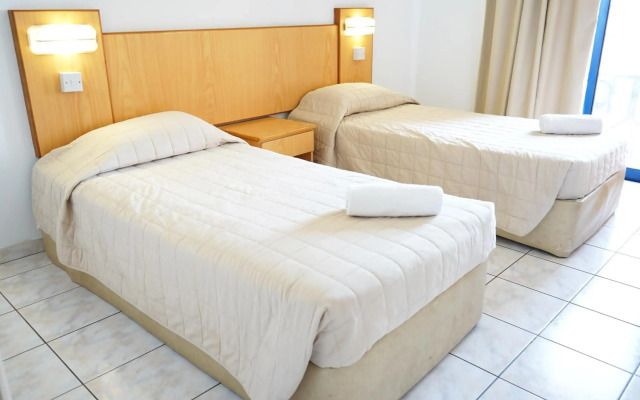 Green Bungalows Hotel Apartments