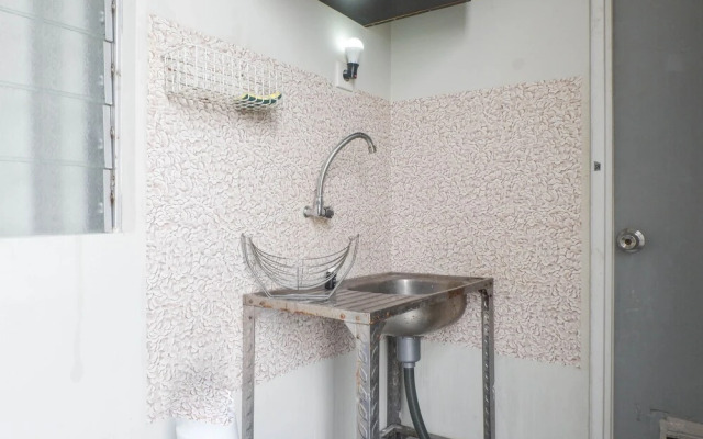 Cozy Stay 2Br Apartment At Dian Regency