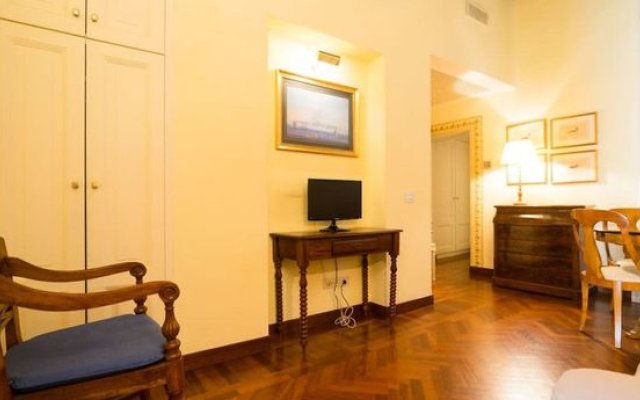 Romantic 1Bed Apartment 5Min To Piazza Di Spagna