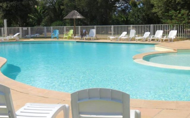 Maison de 3 chambres avec piscine partagee jardin amenage et wifi a Lecci a 1 km de la plage