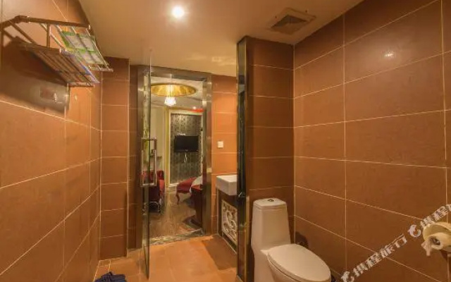 Jinlong Hotel