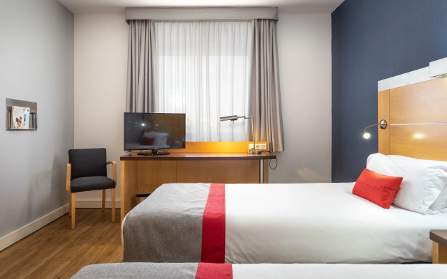 Holiday Inn Express Lisbon - Oeiras by IHG