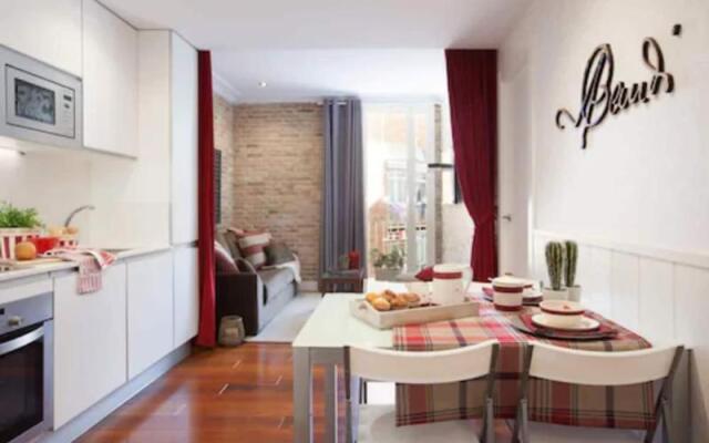 Enjoybcn Gaudi Apartments