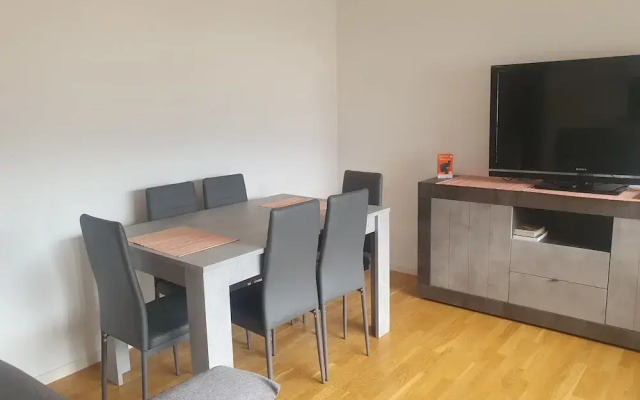 Fegina Deluxe 3 Bedrooms 3 Bathrooms