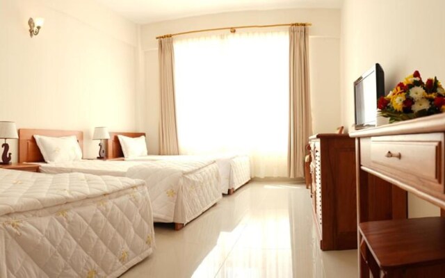 Tan Son Nhat 2 Hotel