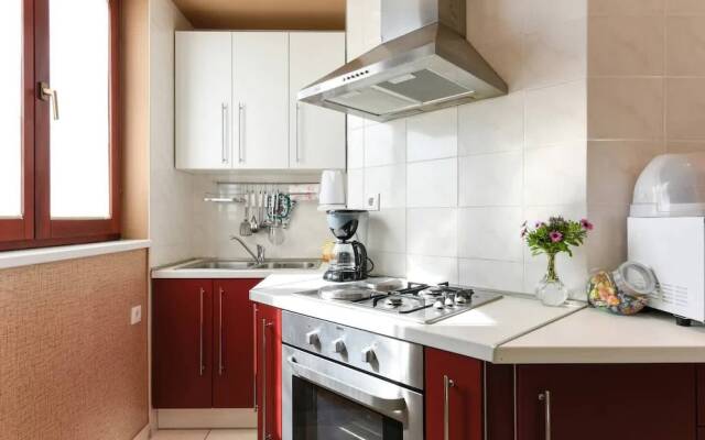 Nearby Beach, Modern Apartment Arena