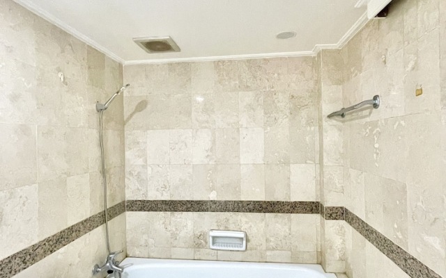 Suite Hotel Apartment Legian By JAdi