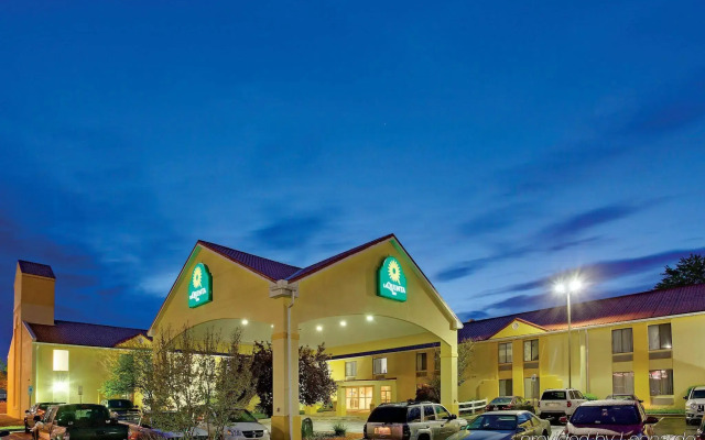La Quinta Inn by Wyndham Waldorf