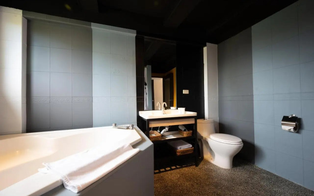Yilan East Motel