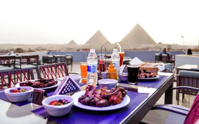 Pyramids Hotel