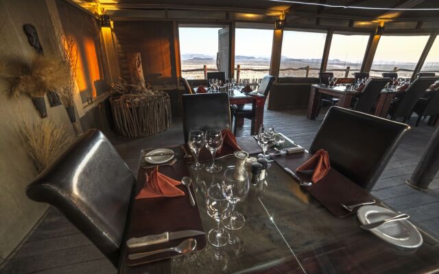 Moon Mountain Lodge