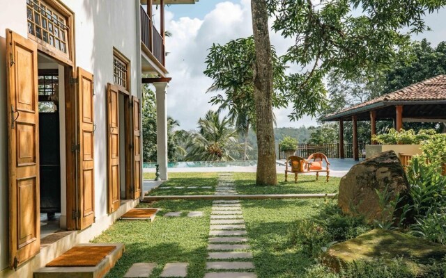 Luxurious 07 Bedroom Hilltop Villa With Private Gym