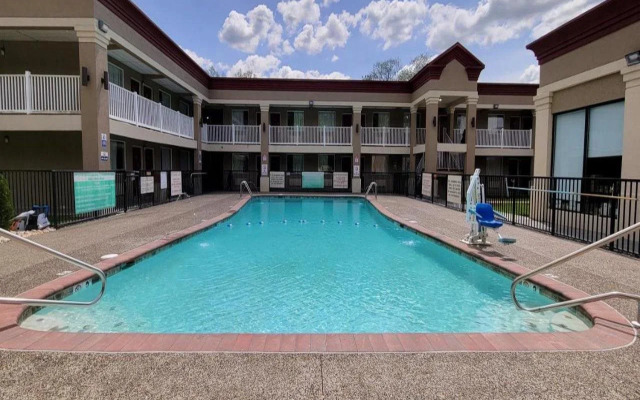 Red Roof Inn Bordentown - McGuire AFB
