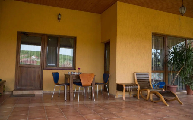 Semeyny Guest House