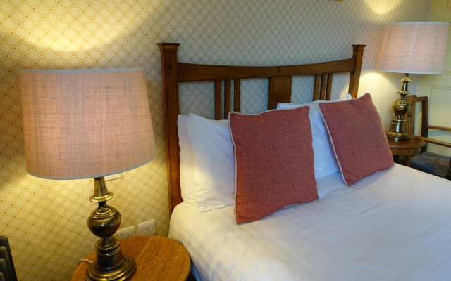 One Holyrood Hotel