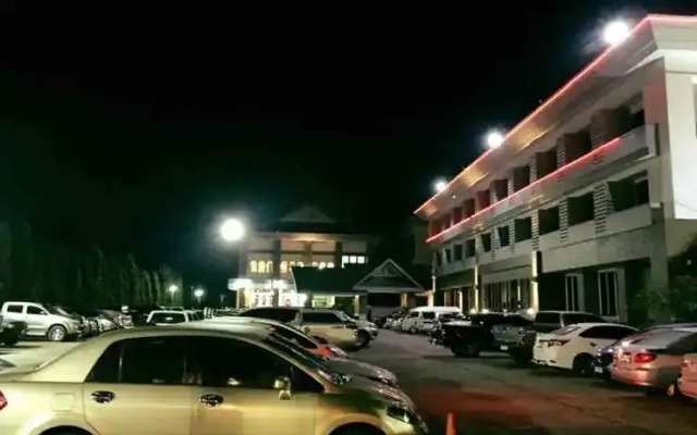 Tangerine Ville Hotel