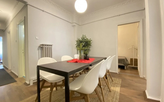 Central Flat Close to Popular Attractions in Sisli