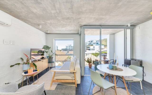 Seaside Studio Apartment, 9 Mins to Queens Beach!