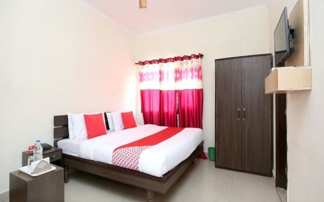 OYO 14621 Dream Residency