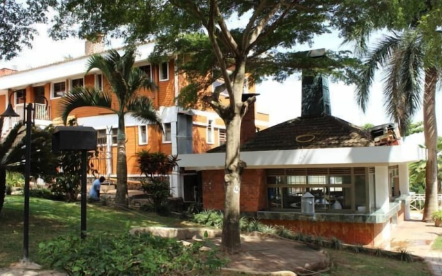Hotel International 2000