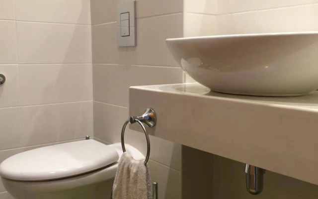 Nomi Suites