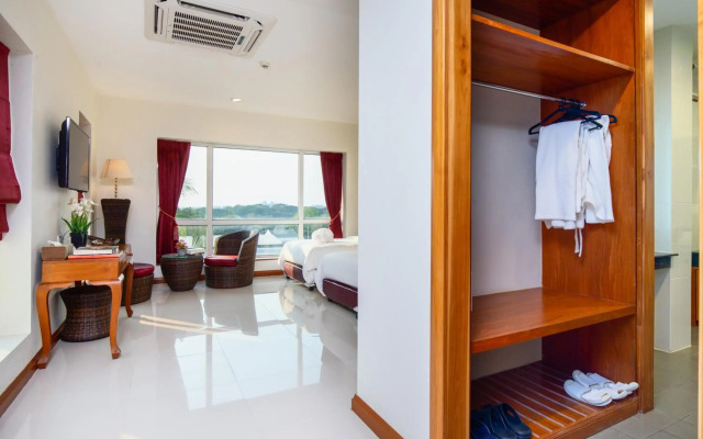 Kanchanaburi City Hotel