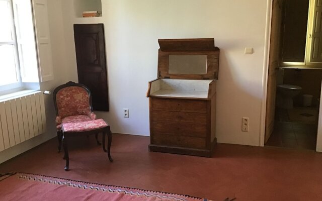 Quaint Villa in Aix-en-provence With Sauna