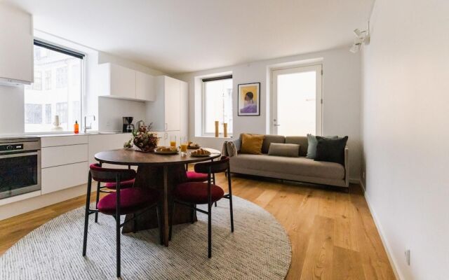 NEW Luxury Apt Heart of CPH Nordic Design