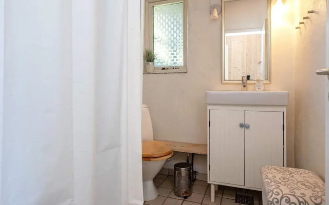 8 Person Holiday Home in Vaeggerlose