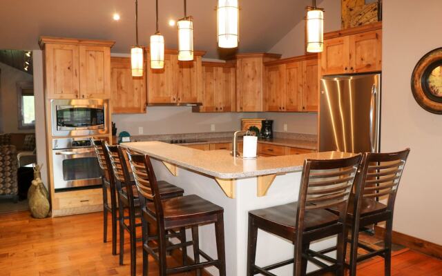 Meadow Lake Resort & Condos