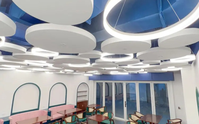 Marina Seaside Boutique Hotel