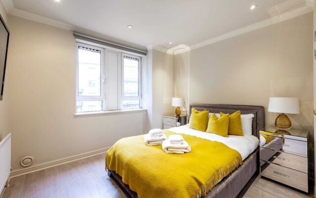 Beautiful 3-bed in the Heart of London With Parking-hosted by Sweetstay