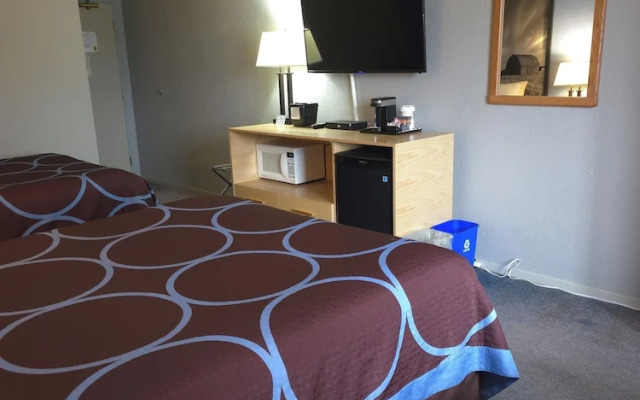 Super 8 Swift Current