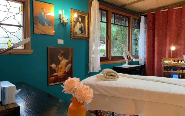Old Chaff Mill Retreat - - luxury vineyard accommodation