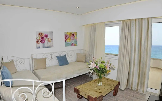 Princess Irini Sea Front ApartHotel