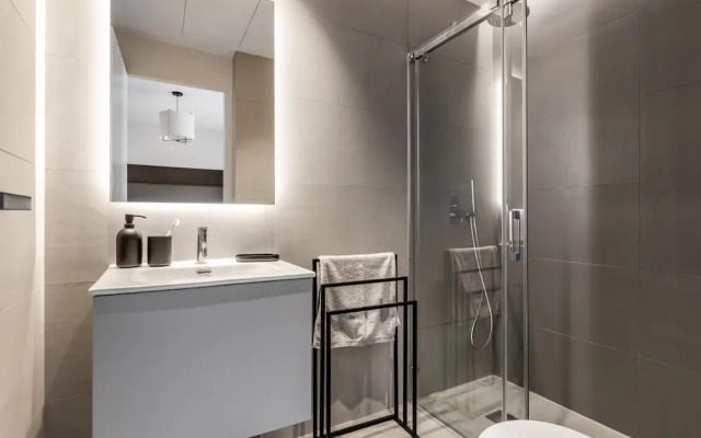 Lusciano - 2 Bedrooms Pool and gym in Almagro