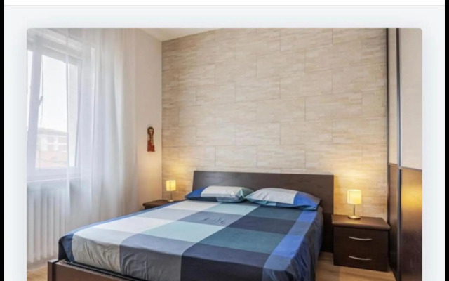 Queen East Verona apartments