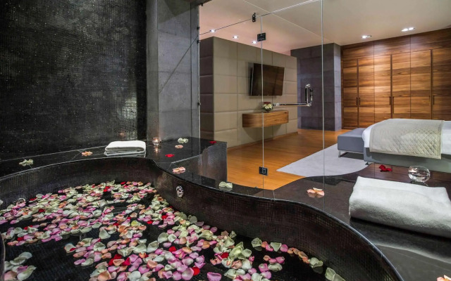 La Cigale Hotel Doha Hotel