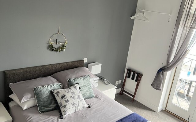 The Sandgate Hotel
