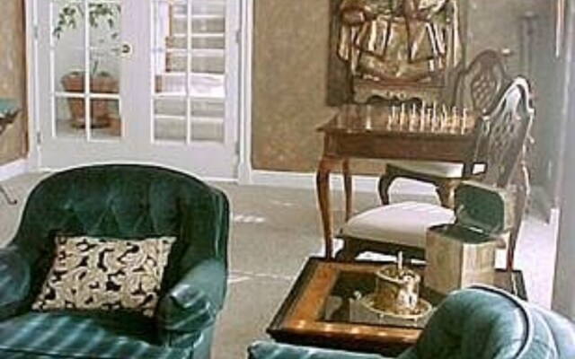 Wild Rose Manor Bed and Breakfast