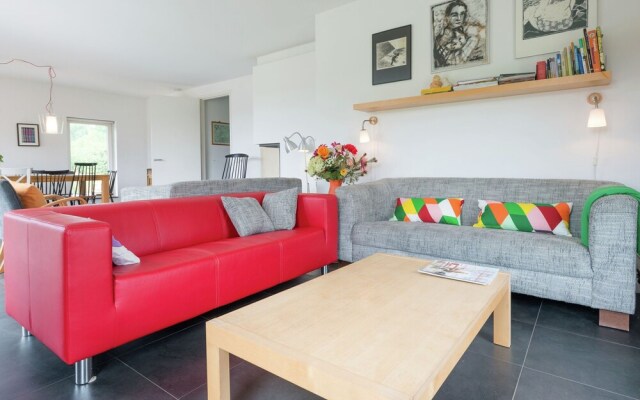 Cozy Holiday Home in Hollandscheveld with Forest Nearby